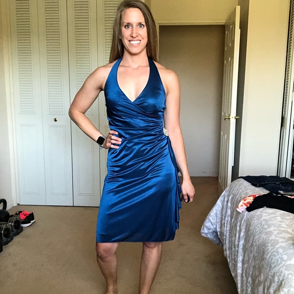 Blue dress with ruching - Picture 4 of 5